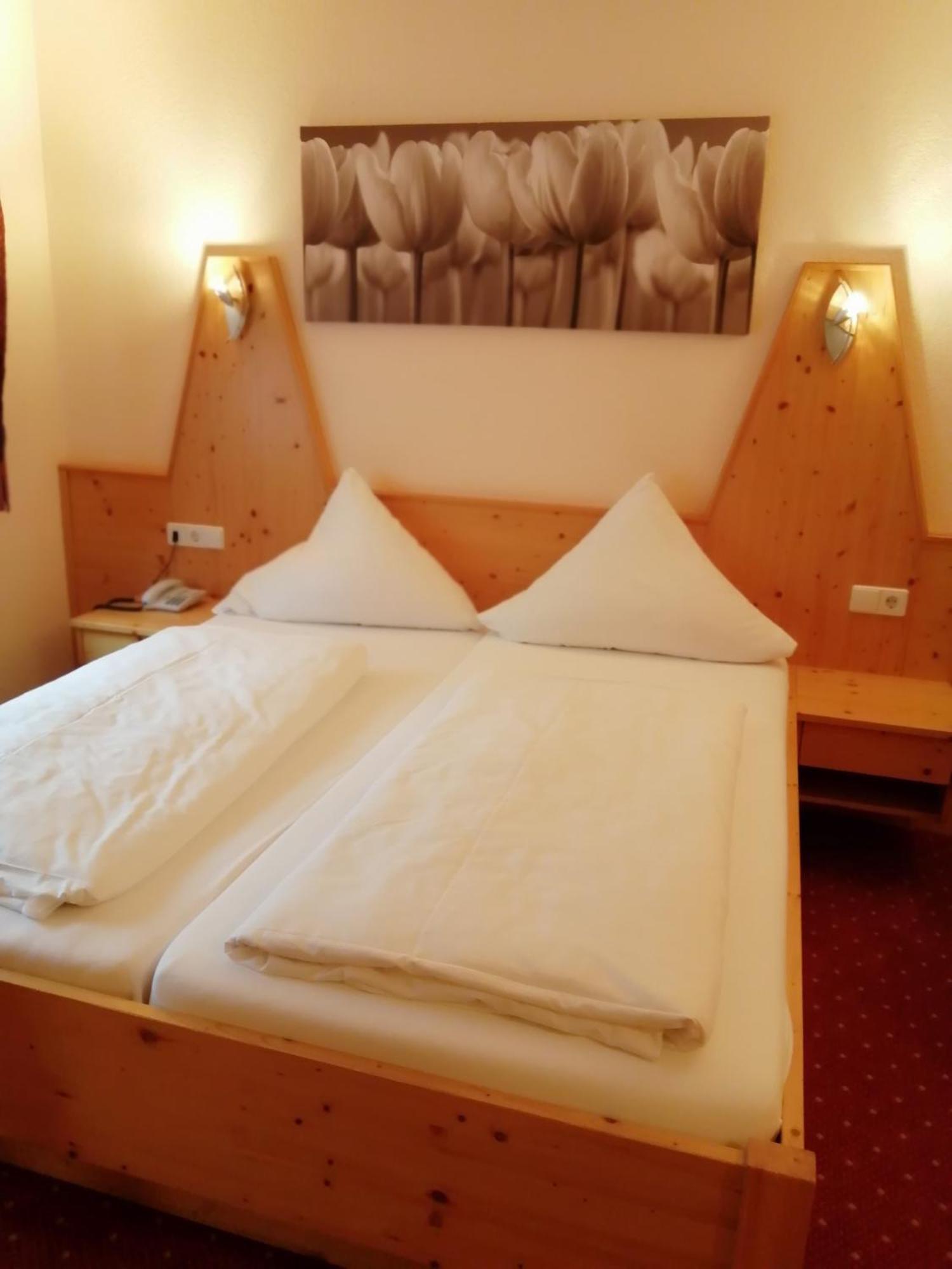 Hotel Am Kurpark Тодтмос Экстерьер фото